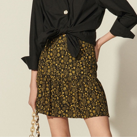 SANDRO mini skirt floral skater style - Picture 1 of 12